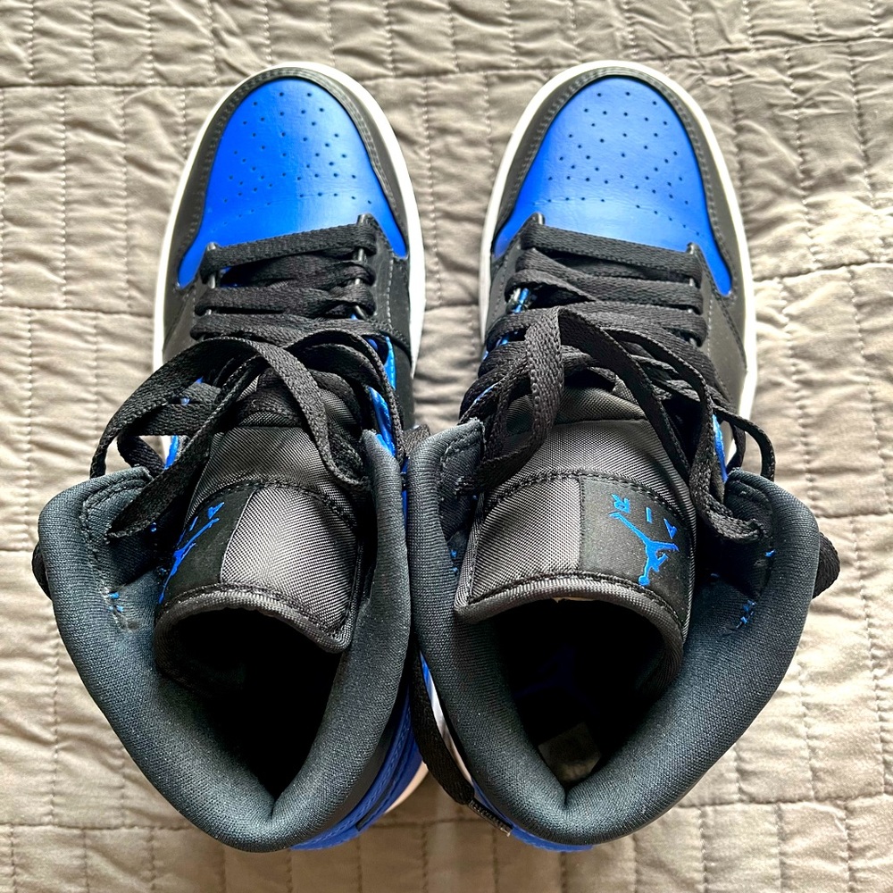 Jordan 1 Mid - Picture 2 of 6
